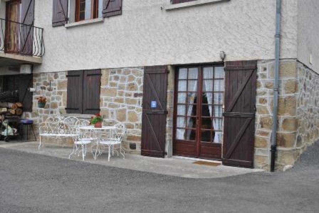 Meublé de Tourisme  PEYRAT