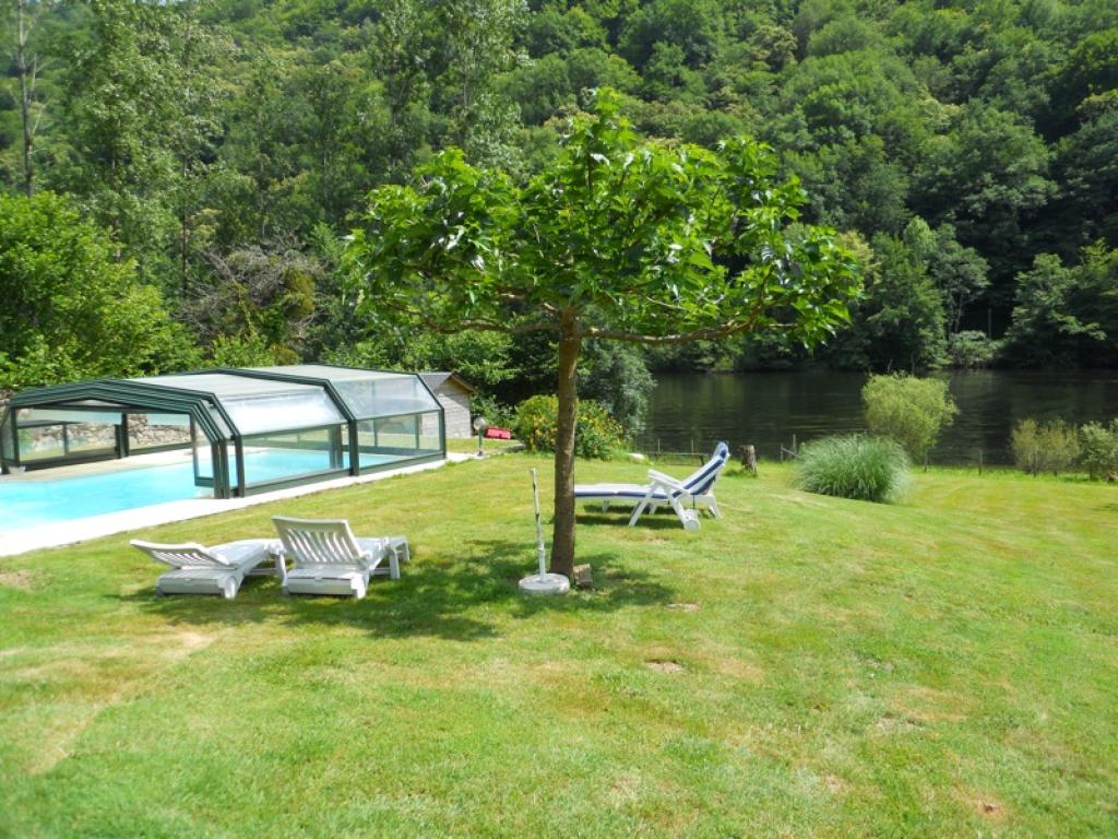 Les Pieds dans l'Eau