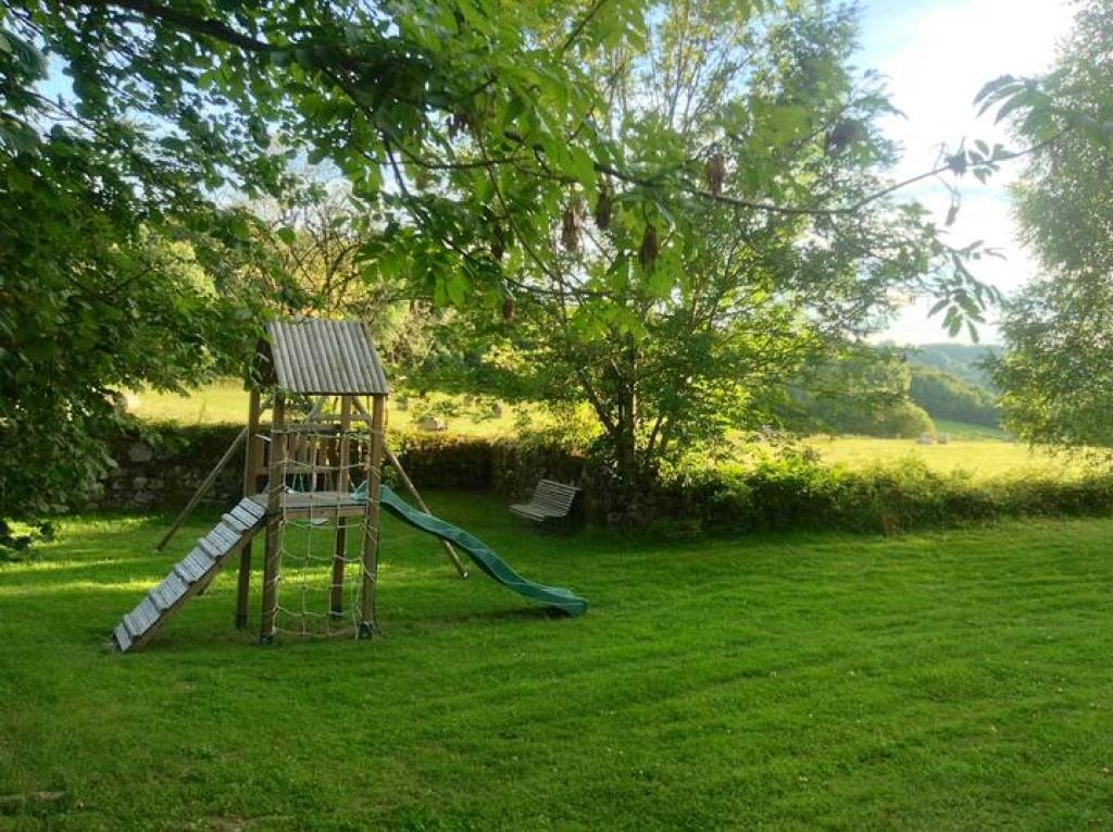 Meublé de Tourisme LASCAUD - l'Ardoisette