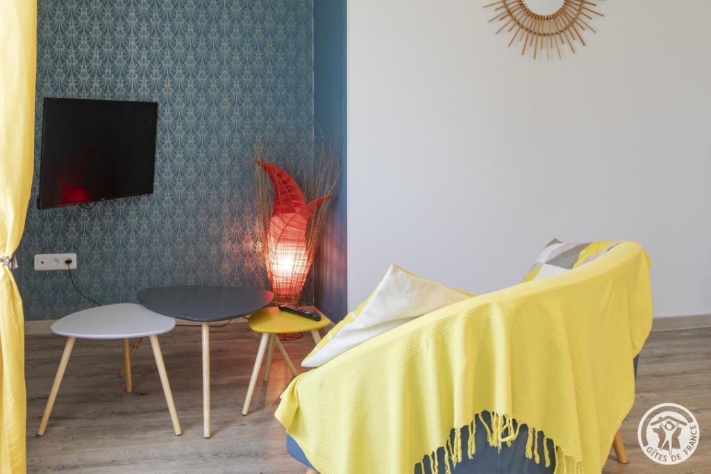 La commanderie de Saint-Jean (Montet)