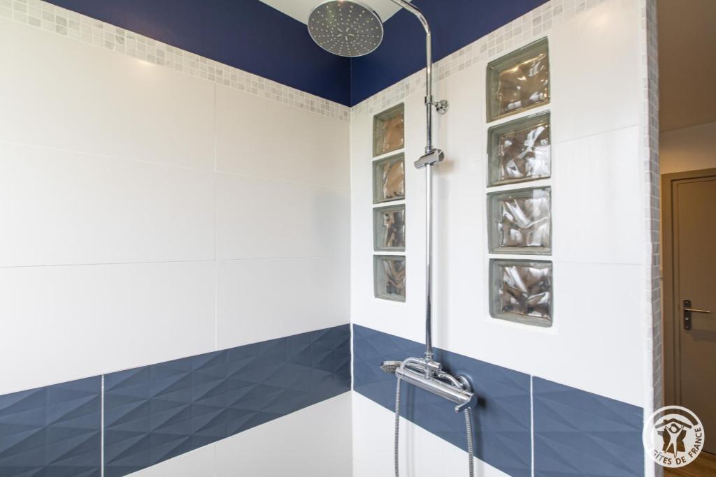 La commanderie de Saint-Jean (Montet)