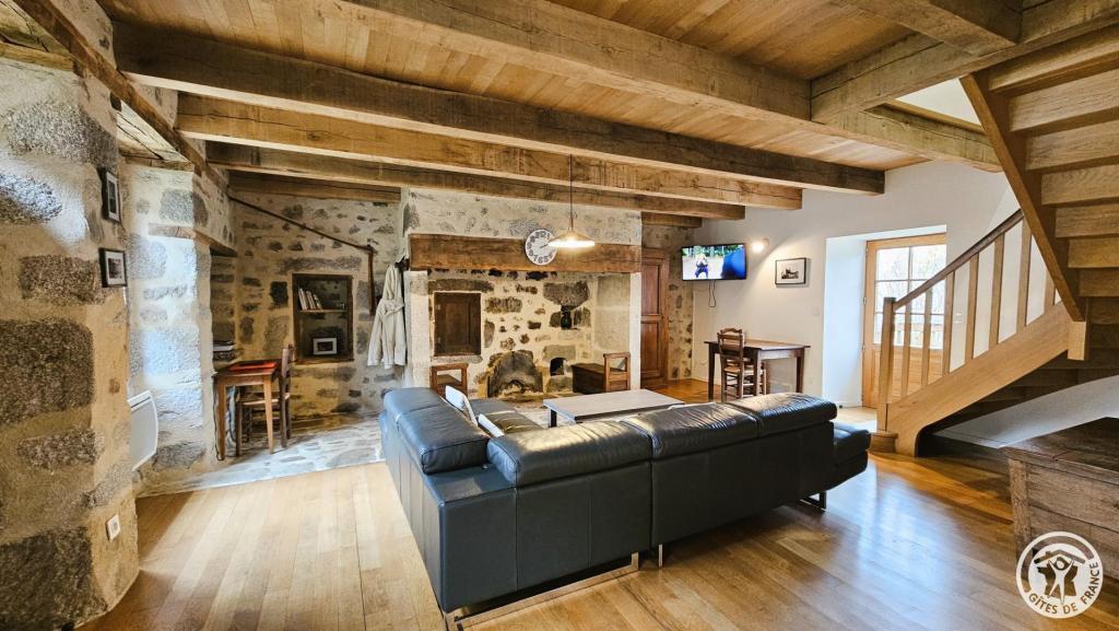 Maison Raymond