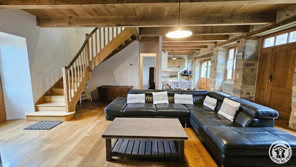 Maison Raymond
