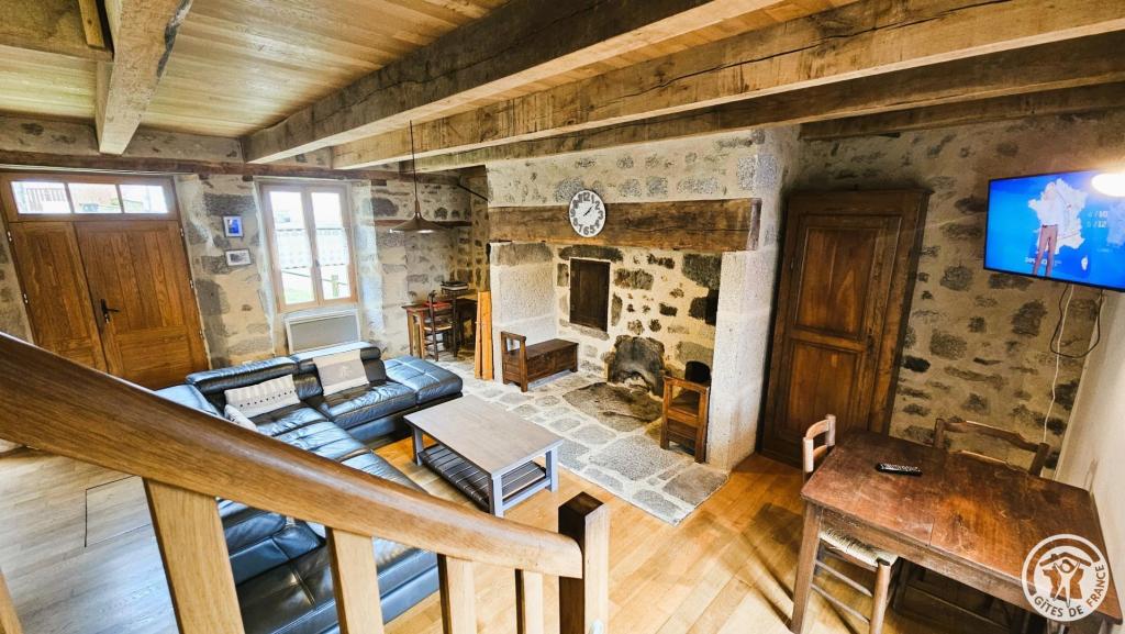 Maison Raymond