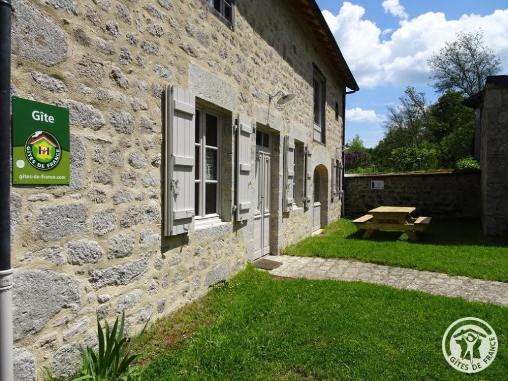 Maison Raymond