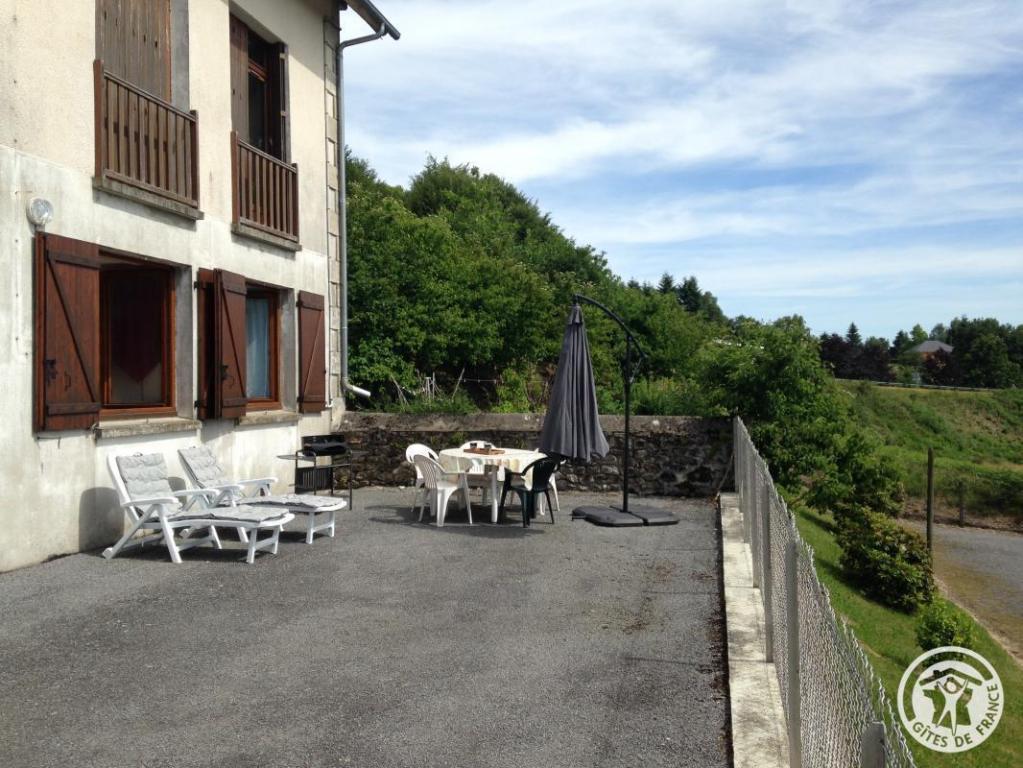 Gîte communal de Saint-Hilaire les Courbes