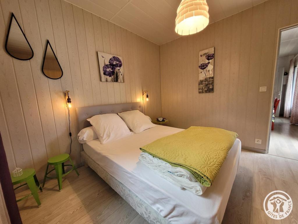 Chalet Fuschia