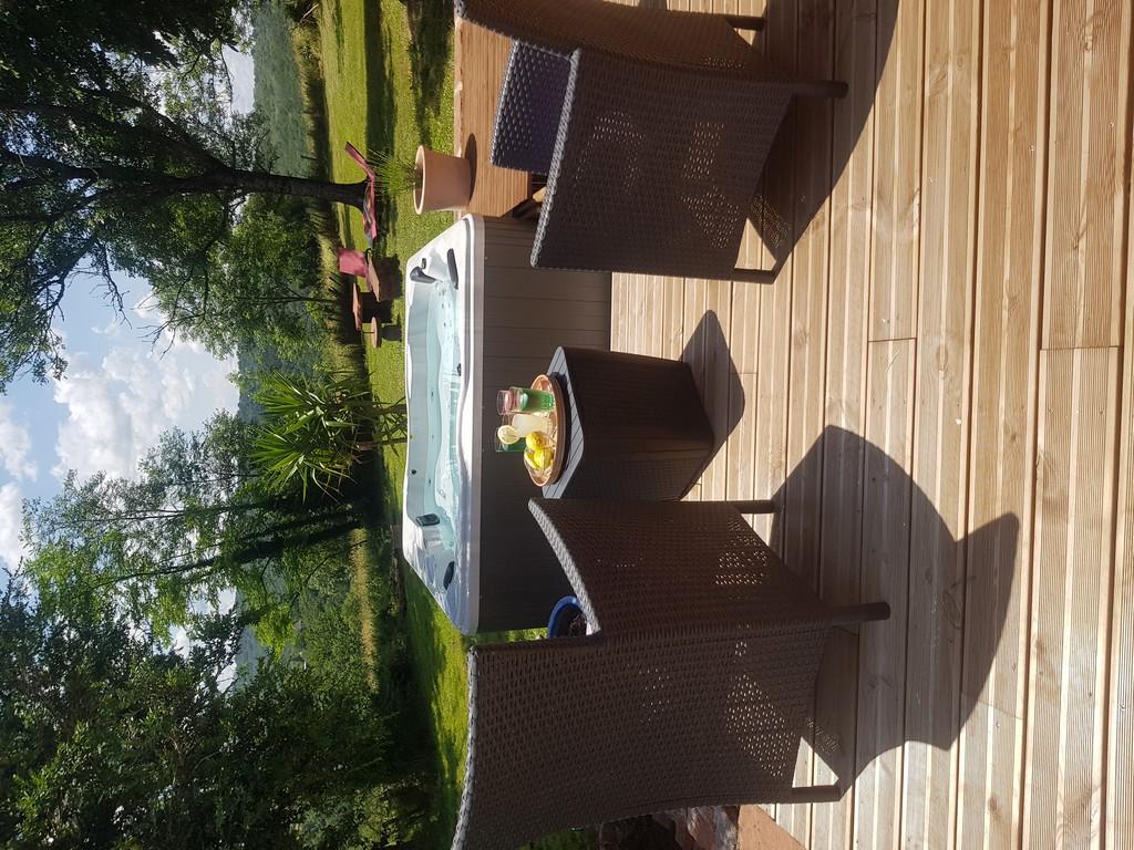 Maison d'Hôtes en Grès Rouge