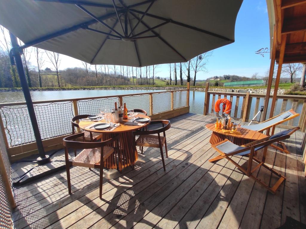 La cabane du martin pécheur - Domaine de la Clauzade