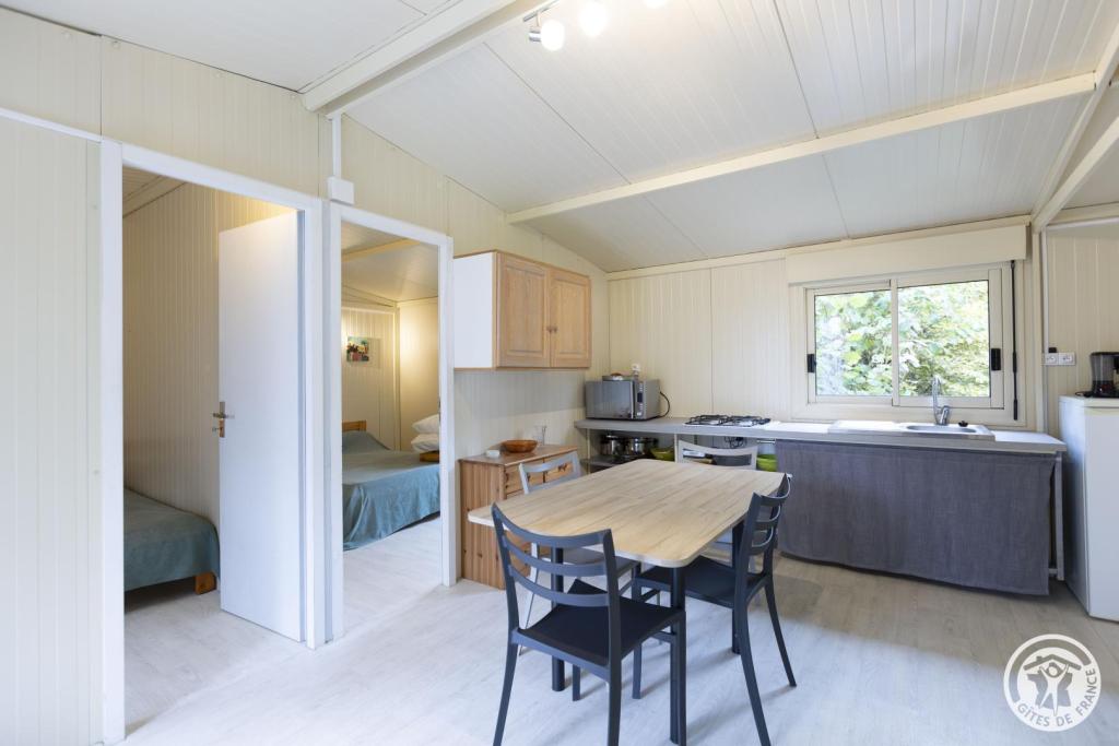 Bungalow 2