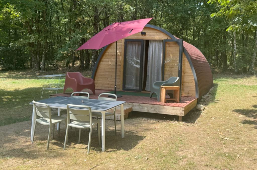 Camping Domaine de Lallé - POD Le Milan Rouge