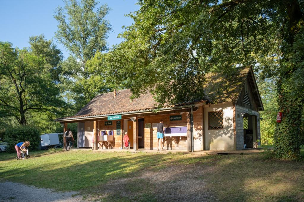 Camping Huttopia Beaulieu-sur-Dordogne
