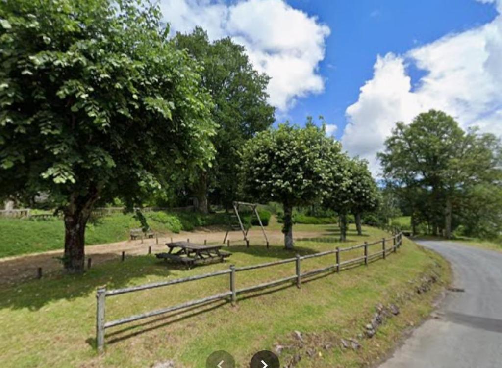 Aire de pique-nique de Gourdon-Murat
