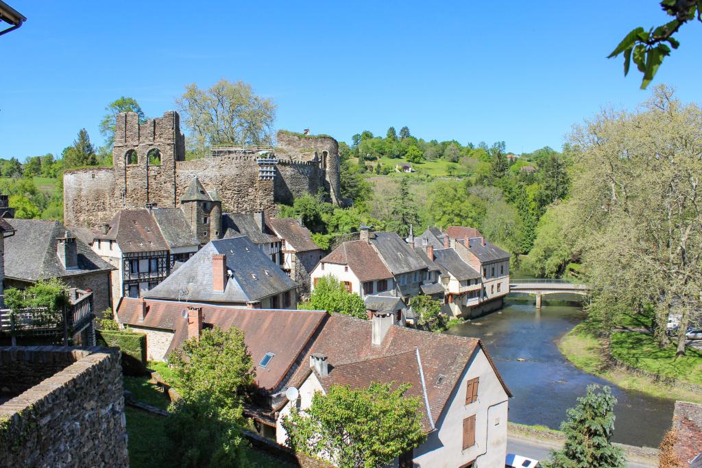 Office de Tourisme du Pays de Saint-Yrieix : Bureau d'Information Touristique de Ségur-Le-Château