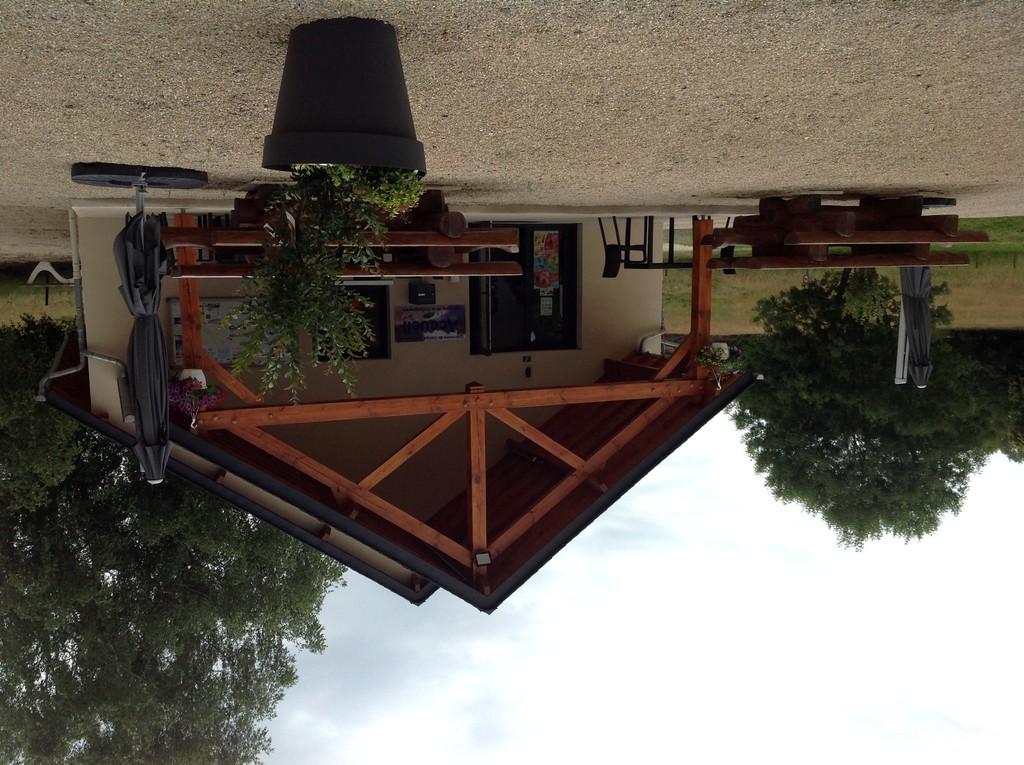 Relais d'Information Touristique "L'Escale des Voyageurs" - Epicerie Communale - Camping de la Châtaigneraie