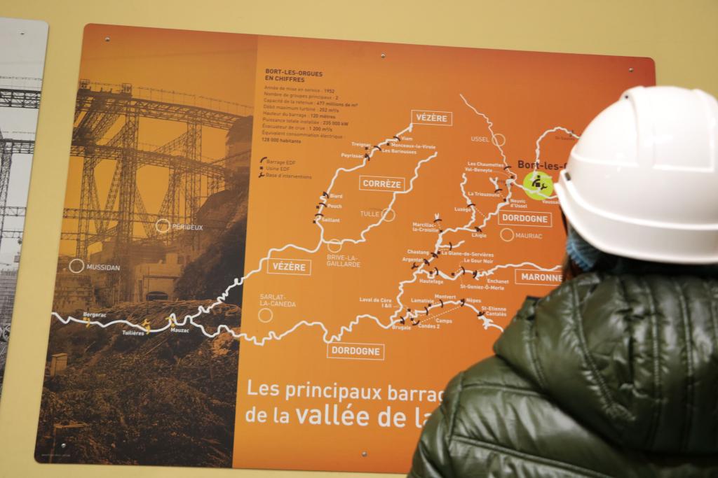 Barrage de Bort-les-Orgues usine intérieure