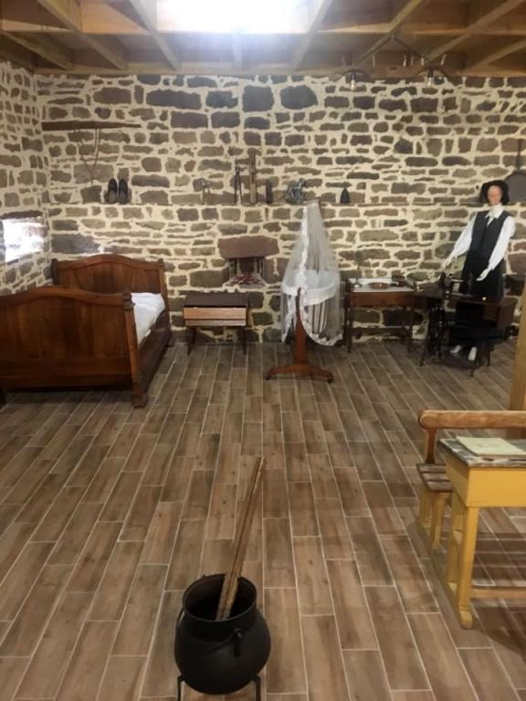 La Ferme de Brossard - Ecomusée de la Châtaigne et de la Vannerie