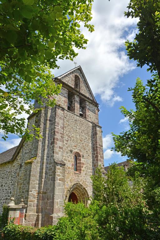 Église Saint-Martial d'Orgnac-sur-Vézère