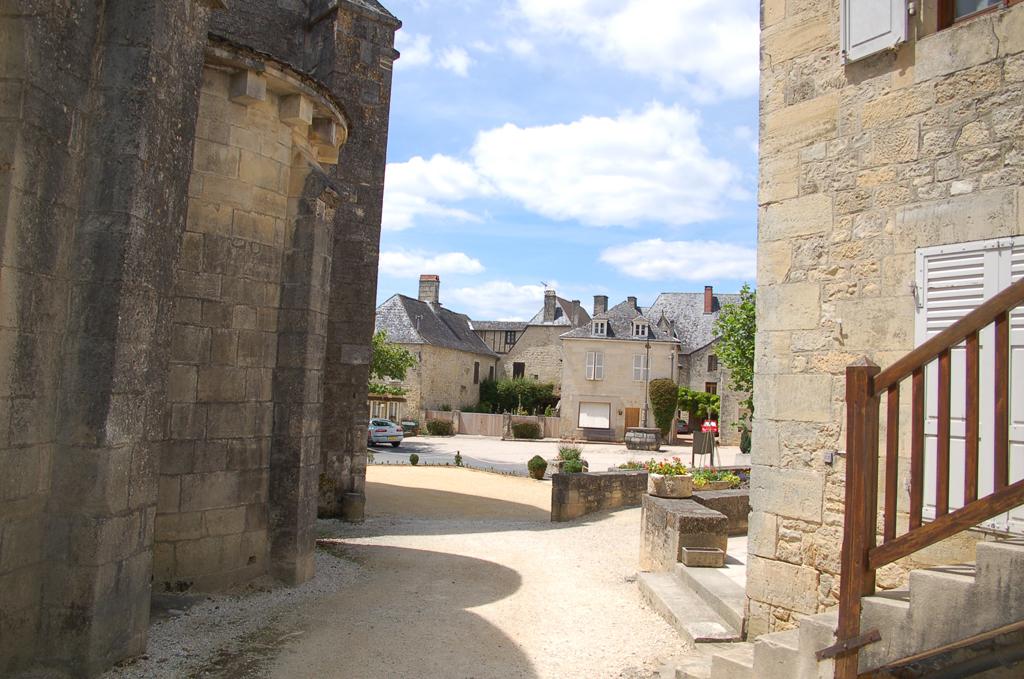 Saint-Robert - Un des Plus Beaux Villages de France