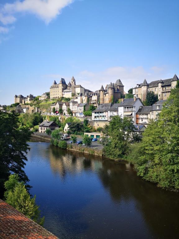 La Vézère et sa vallée