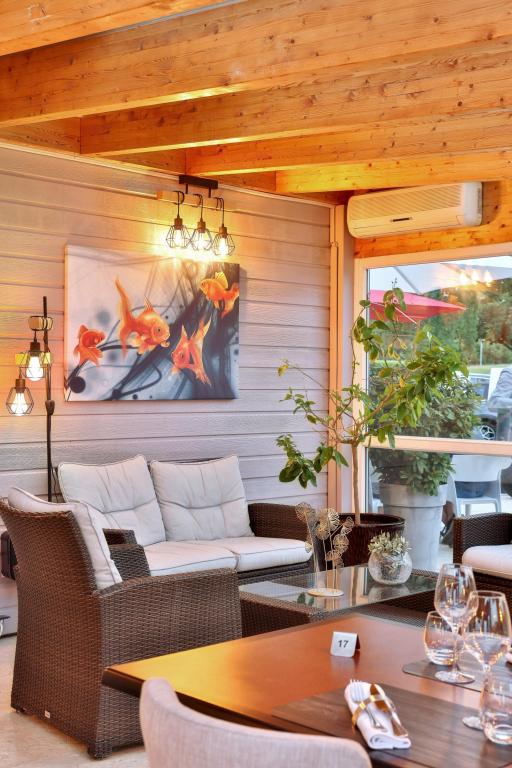 Restaurant l' Europa Gourmand - Restaurant Le-Pré-Aux-Bulles