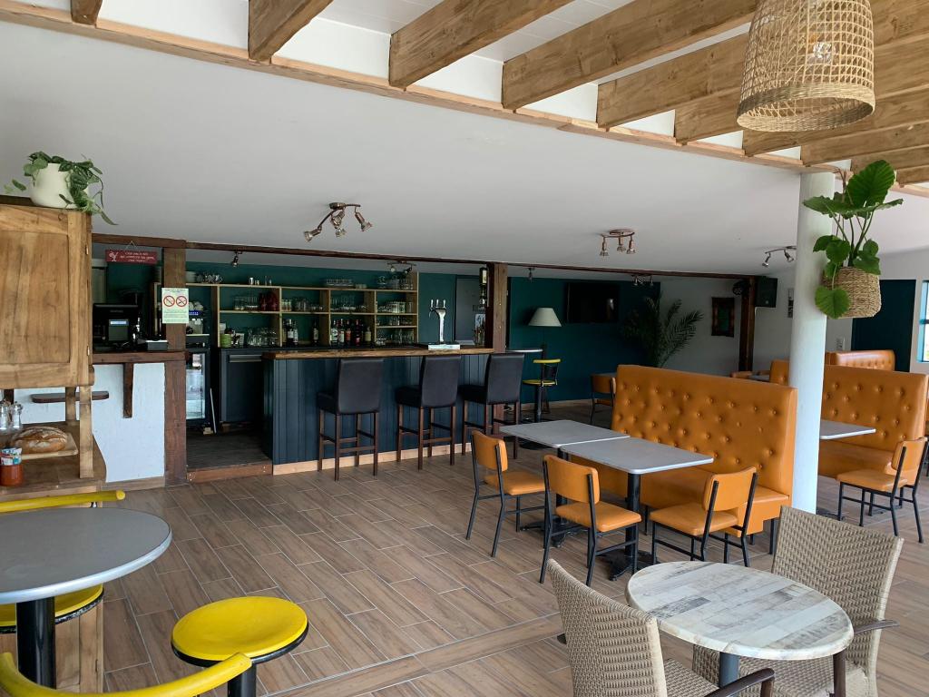 La Guinguette "Caro aux fourneaux"