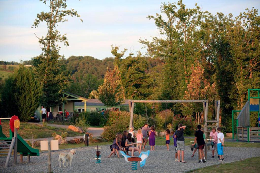 Terres de France - Résidence de Tourisme Les Hameaux de Miel